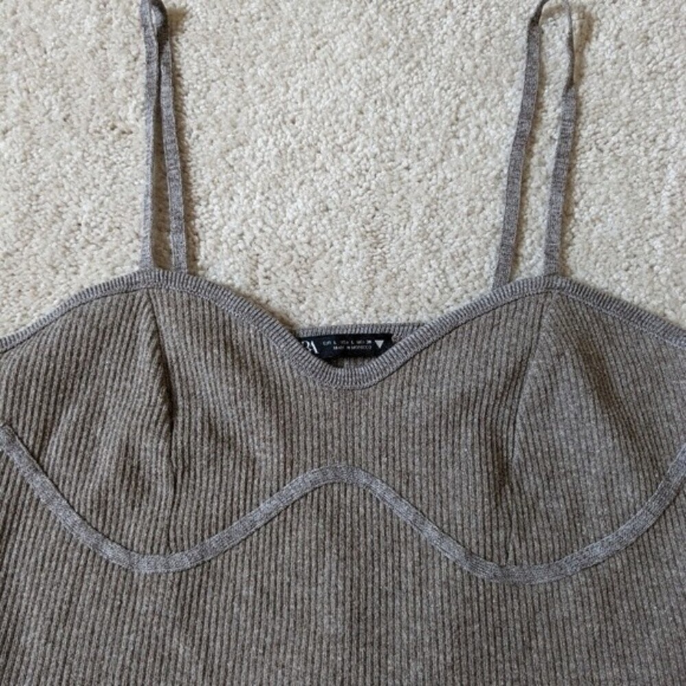 Zara Ribbed Crop Tank Size L - Picture 3 of 4